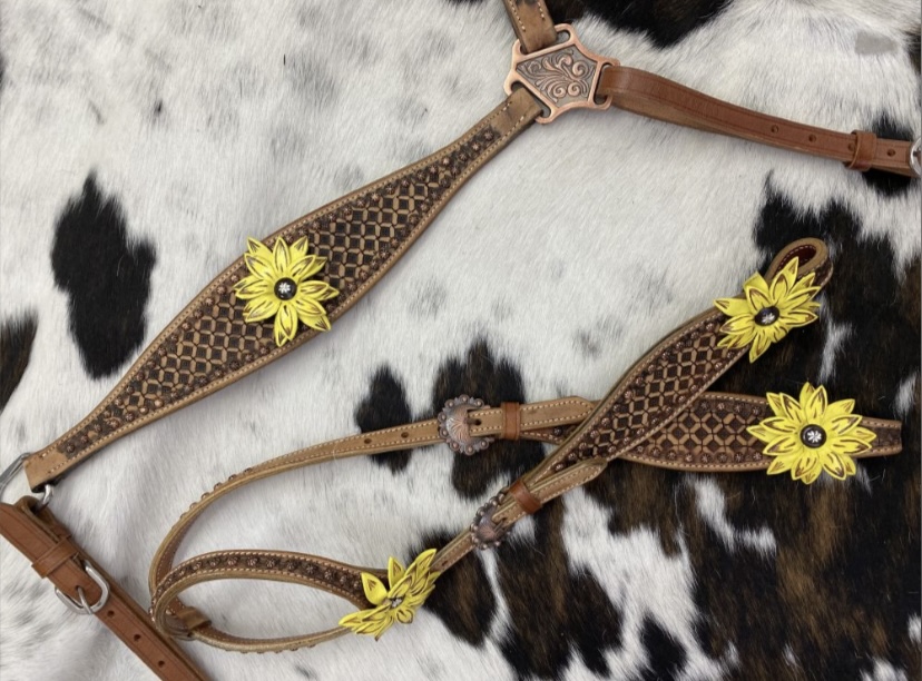 8007 Hand Painted 3D Sunflower One Ear Headstall and Breast collar Set.