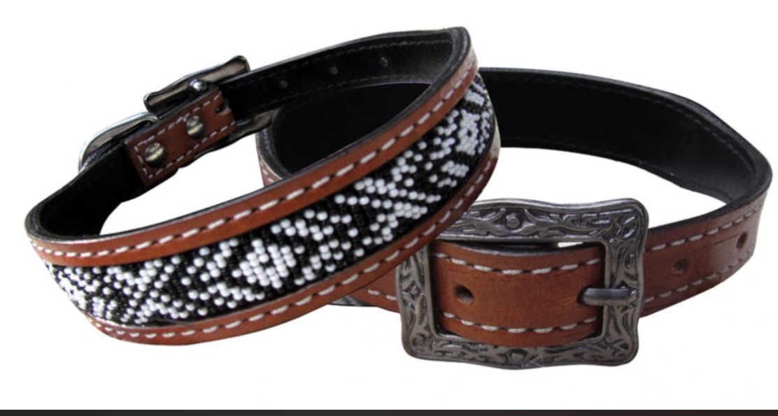 27506 black/white beaded dog collar