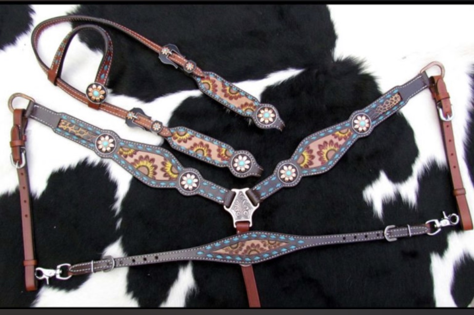 14211 Hand Painted Sunflower Leather One Ear headstall and breastcollar set.